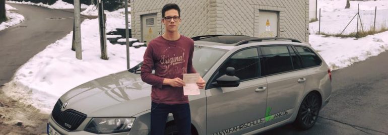 Die Glückwünsche gehen an den Konrad. ??