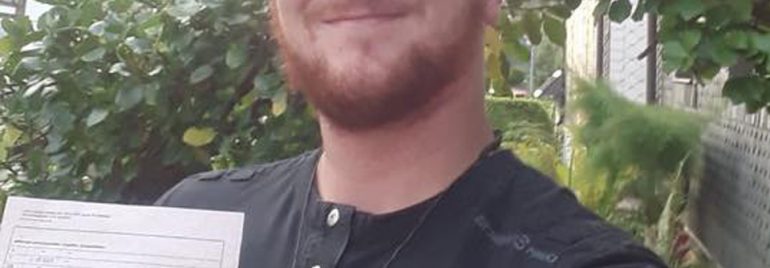 Der Glückwunsch gehen an den Tom,